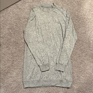 NWT Sunday Citizen Cosset Long Sweater